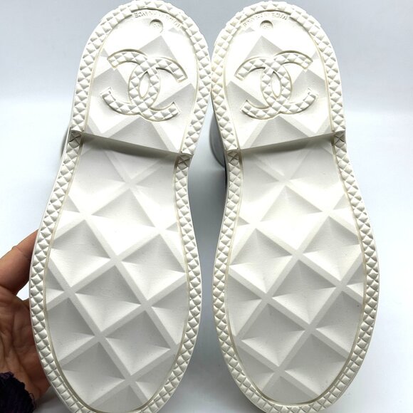 CHANEL 26C Rubber PVC CC Logo Two Tone Rainboots Rain Boots Black White - Picture 11 of 12